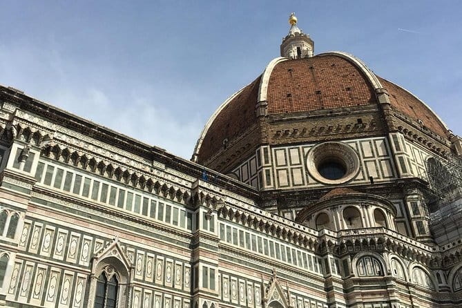 Pitti Palace, Palatina Gallery and the Medici: Arts and Power in Florence. - Group size, headsets, and the guide’s role