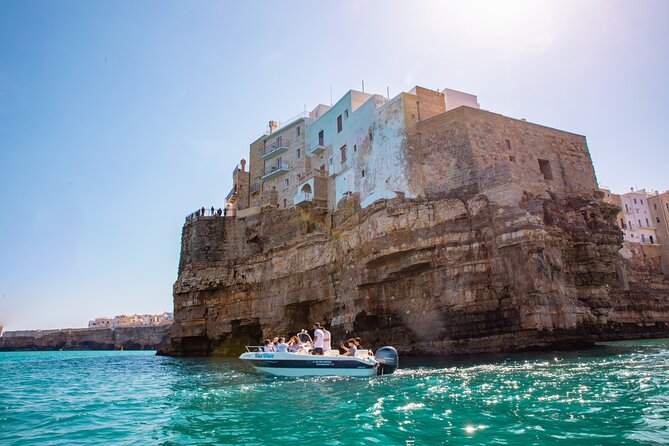 Polignano a Mare: Boat Tour of the Caves - Small Group - Swimming, snacks, and a glass of prosecco