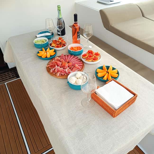 Polignano a Mare: Catamaran Tour with Aperitif & Local Food - Key points to know before you book