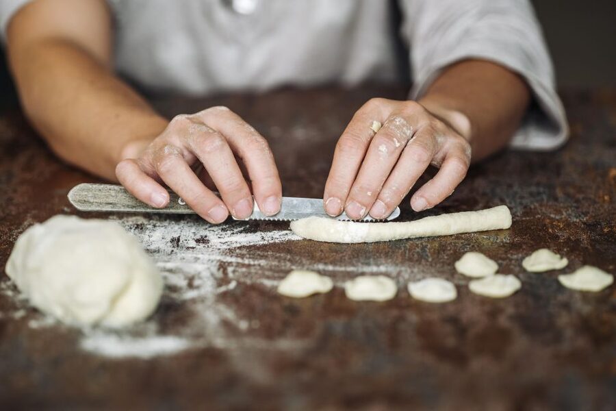 Polignano a Mare: Pasta Making Cooking Class with Drink - Making pasta in Polignano’s old town