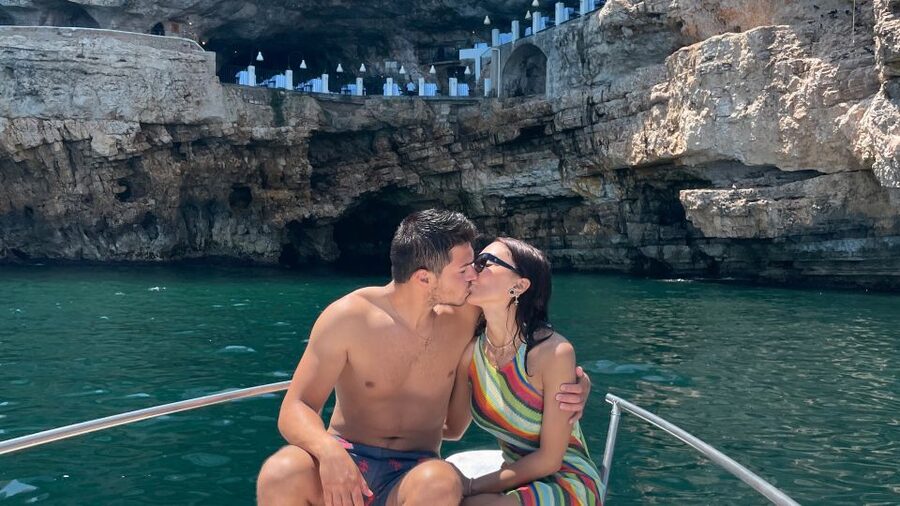 Polignano a Mare: Speedboat Cruise to Caves with Aperitif - Lama Monachile from the water