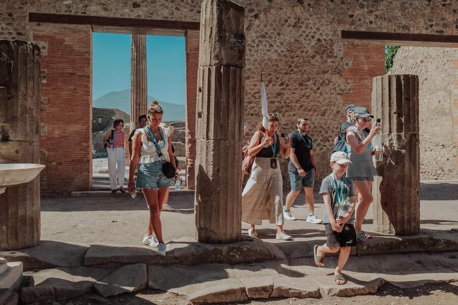 Pompeii 3hours Villa of Mysteries tour with an Archaeologist - The House of the Tragic Poet and small details