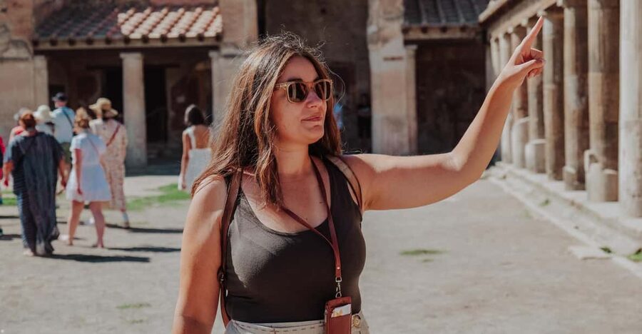 Pompeii 3hours Villa of Mysteries tour with an Archaeologist - Roman homes at the House of the Vettii