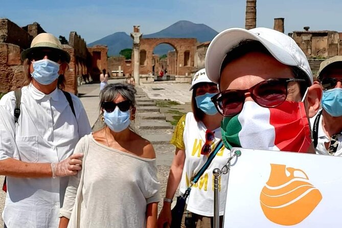 Pompeii and Herculaneum Small Group Tour with an Archaeologist - Baths, brothel, villas, and theaters