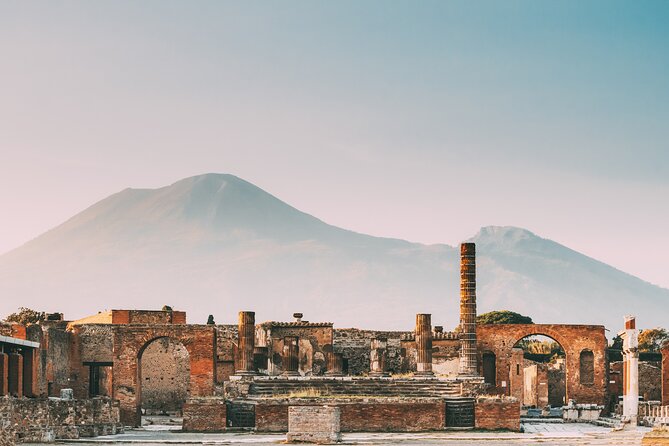 Pompeii and Mount Vesuvius Day Trip from Rome with Pizza Lunch - Who should book this tour?