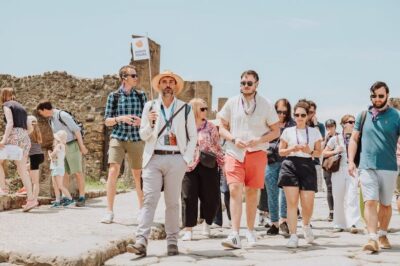 Entry Ticket and Guided Tour with an Archaeologist