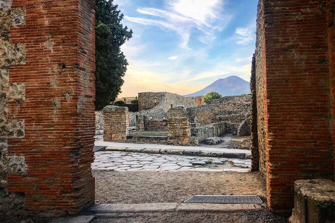 Pompeii Guided Tour from Naples with Skip-the-Line Entry - What you see during the two-hour walk