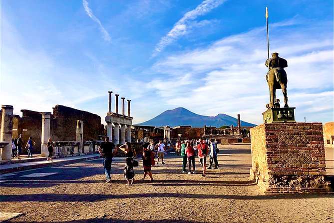 Pompeii Guided Tour from Naples with Skip-the-Line Entry - Group size and the feel of the visit