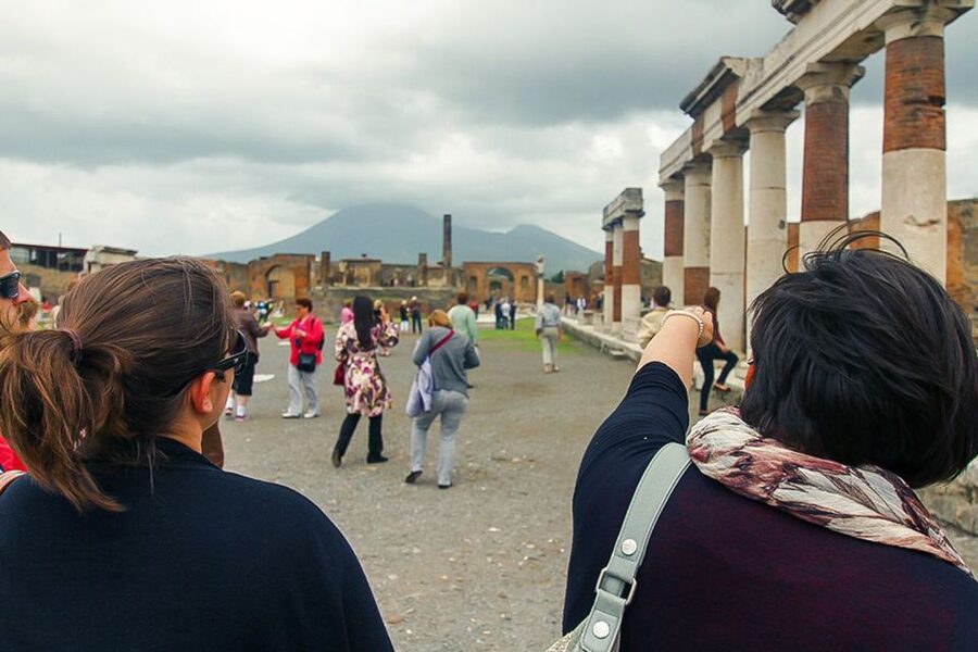 Pompeii: Skip-the-Line Guided Tour with Expert Archaeologist - The old walls and views toward Naples