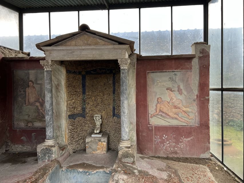 Pompeii: Small-Group Guided Tour with Skip-the-Line Ticket - What the guides add to the visit