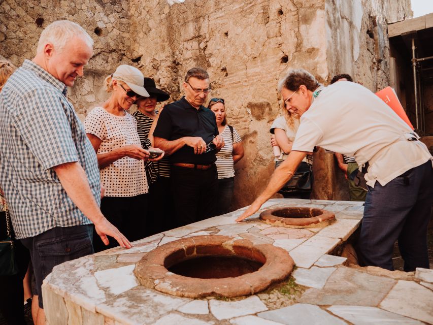 Pompeii: Small-Group Tour of Pompeii and Herculaneum - Why seeing both ruins makes sense