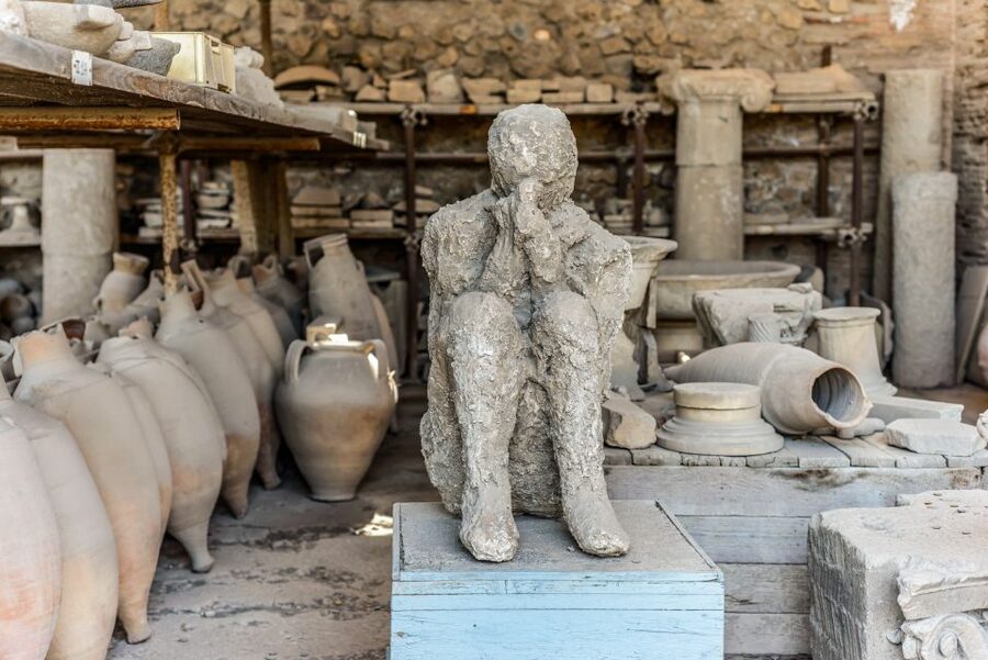 Pompeii: Small Group Tour with an Archaeologist - Group size, headsets, and guide quality
