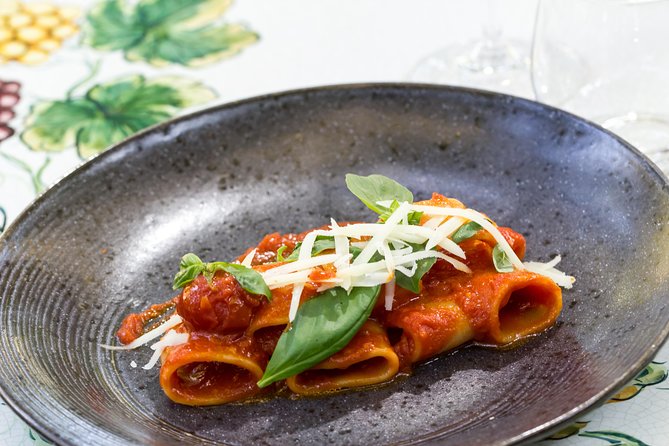 Pompeii Vineyard Escape: Private Wine Tasting & Lunch - Key points to know before booking
