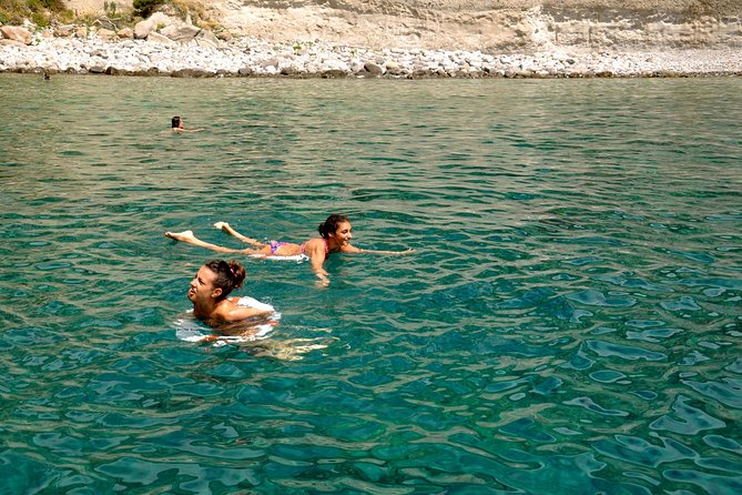 Ponza Island Day Trip from Rome including Lunch - The five-hour boat cruise around Ponza