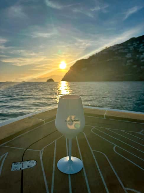 Positano: Shared Sunset Cruise - Who should book this sunset cruise?
