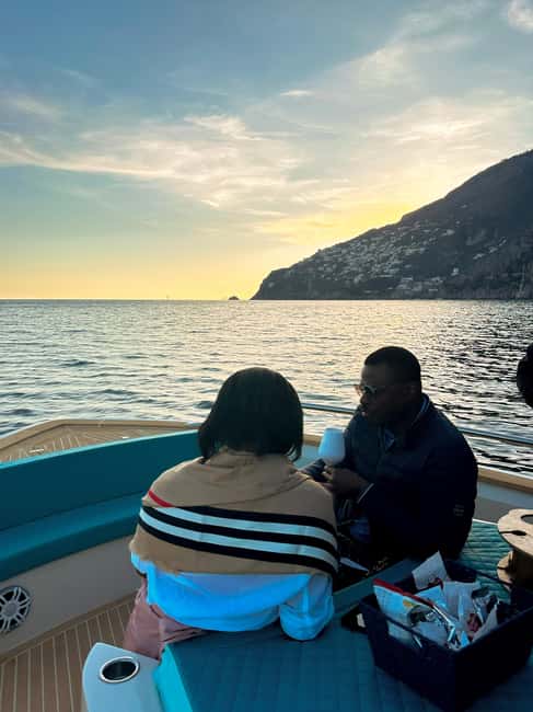 Positano: Shared Sunset Cruise - The main hour: Amalfi Coast by boat
