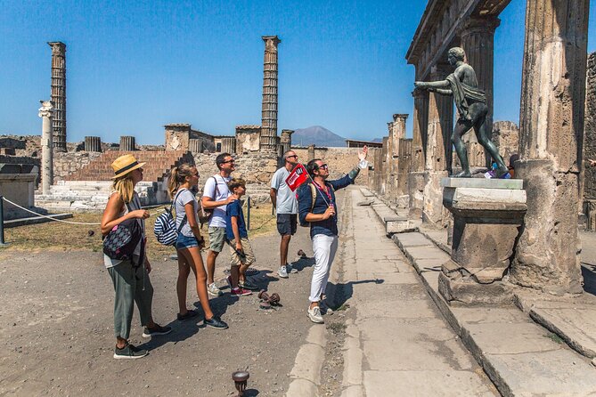 Priority Access Pompeii & Mt. Vesuvius Full day from Sorrento - Lunch before the volcano