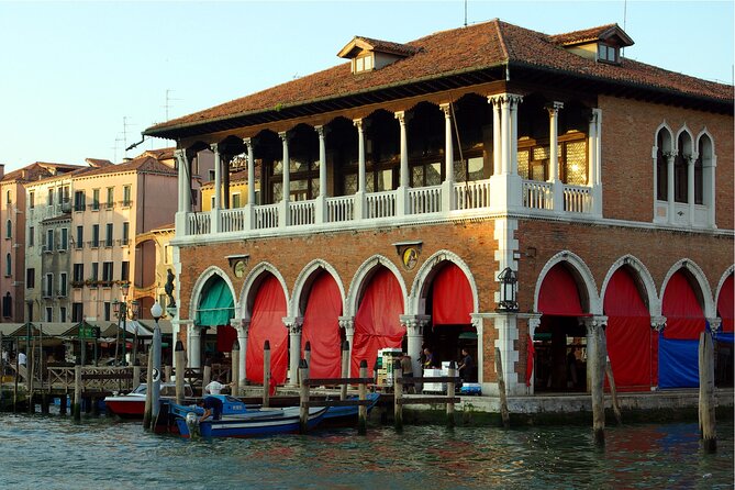 Private 3 hrs Venice Tour: St Mark's, Walking tour & Boat tour - Guide quality shapes the experience