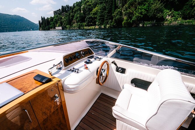 Private Cruise on Lake Como with Speedboat from 1H to 4H - Villa Pliniana and the 15-minute swim stop