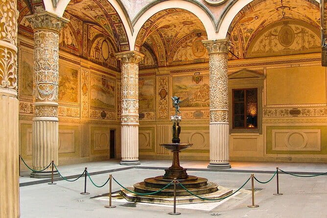 Private Florence Tour: 3-Hour Walking Tour with a Licenced Guide - The Medici district: chapels, San Lorenzo, and the family palace