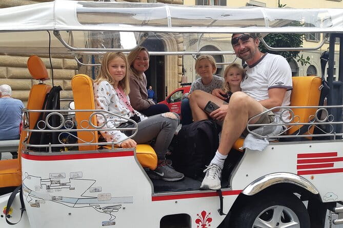 Private Florence Tour by Golf Cart ETukTuk with Audio Guide - Santa Maria Novella and Florence’s western side