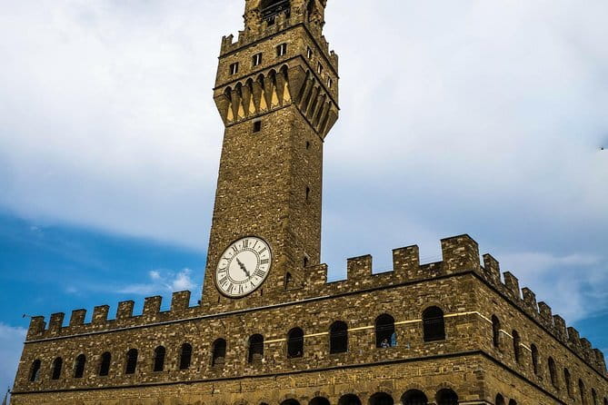 Private Florence Tour by Golf Cart ETukTuk with Audio Guide - The optional hilltop view is the key decision