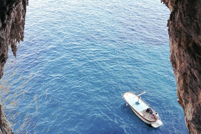 Private Island of Capri by Boat - Meeting at Piazza Angelo Ferraro