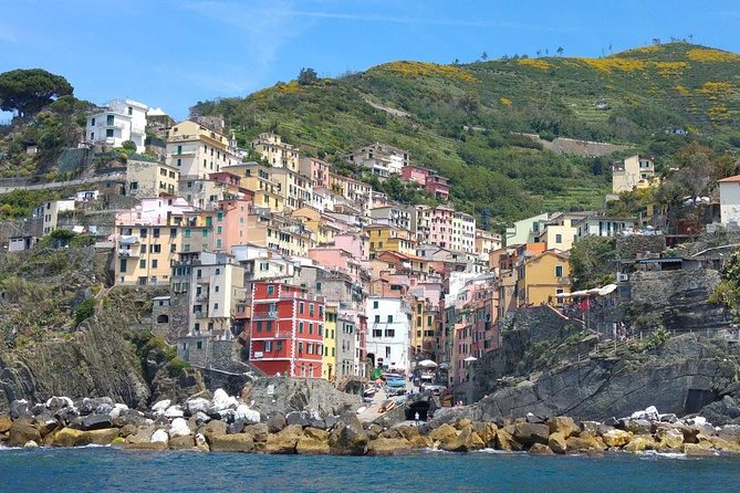 Private Tour to Cinque Terre from Florence - A long drive, softened by a private guide