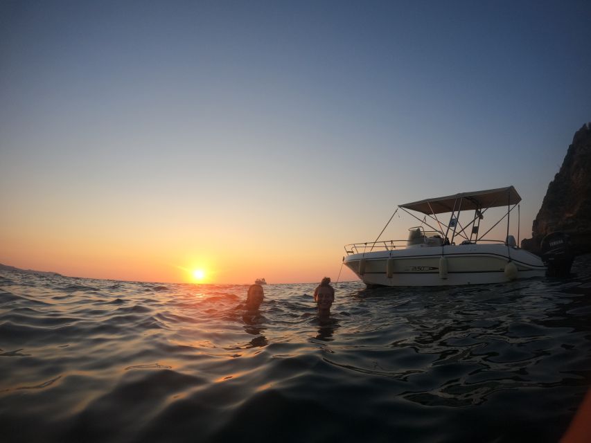 Procida: Boat Tour with Swimming Stops and Underwater Photos - Punta dei Monaci and the Cave of the Sea Ox