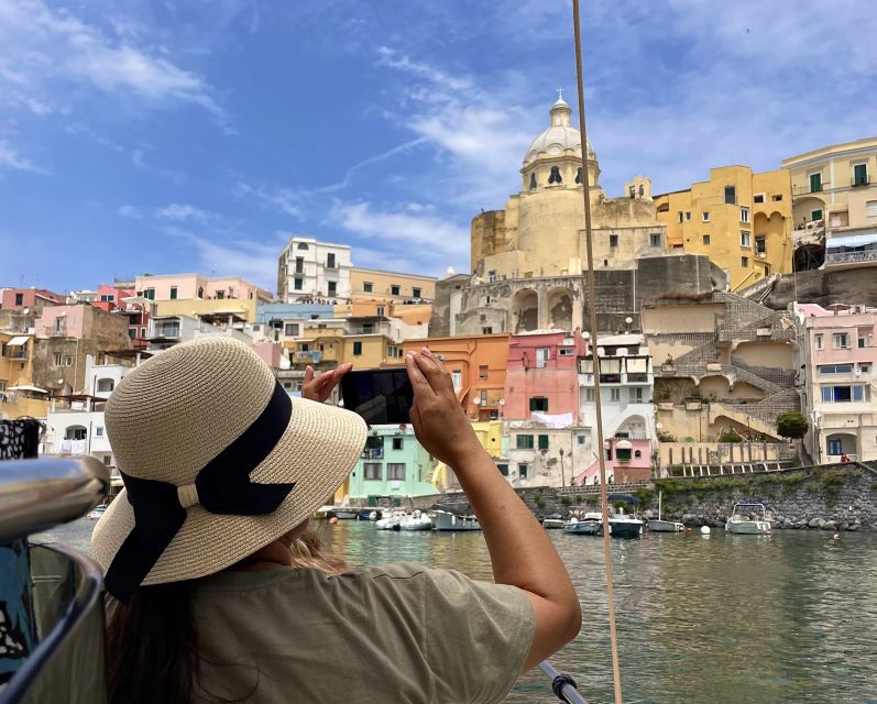 Procida: Boat Tour with Swimming Stops and Underwater Photos - Underwater photos and what to clarify