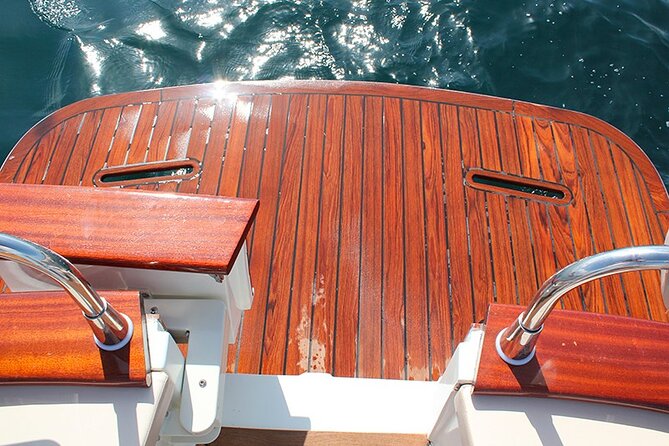 Procida Island Tour by Boat 2h 15m with Swimming and Underwater Photos - Why seeing Procida by boat makes sense
