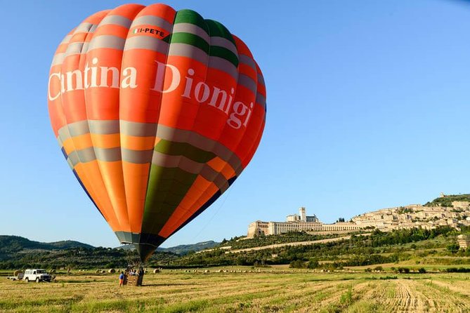 Professional hot air balloon rides at Assisi, Trasimeno in Umbria - Why this is a special way to see Umbria