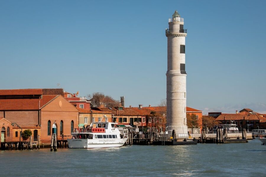 Punta Sabbioni: Murano, Burano & Torcello Guided Boat Tour - Three islands, three very different moods