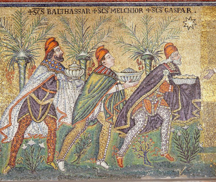 Ravenna: UNESCO Monuments and Mosaics Guided Tour - The Mausoleum of Galla Placidia and its starry ceiling
