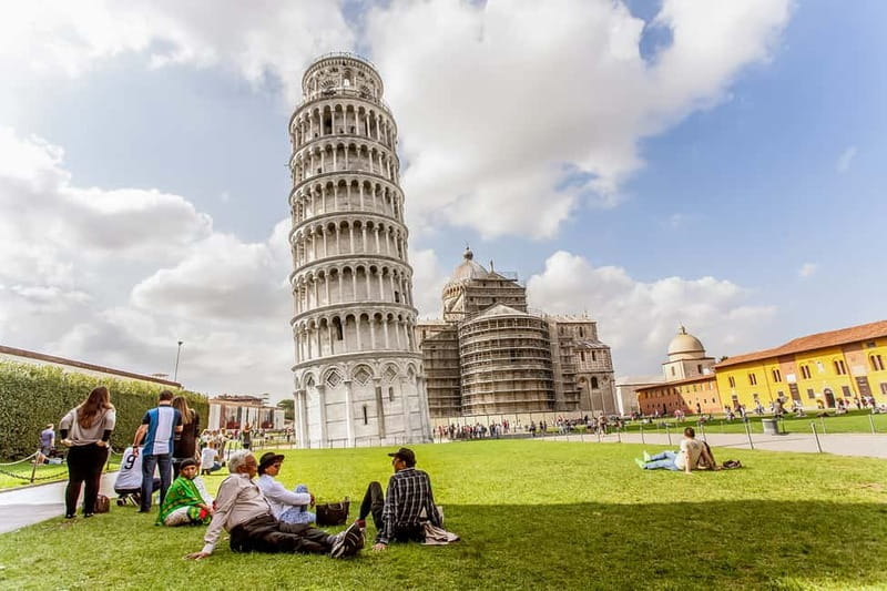 Reserved Entrance to Leaning Tower of Pisa & Cathedral - Storing bags before the climb