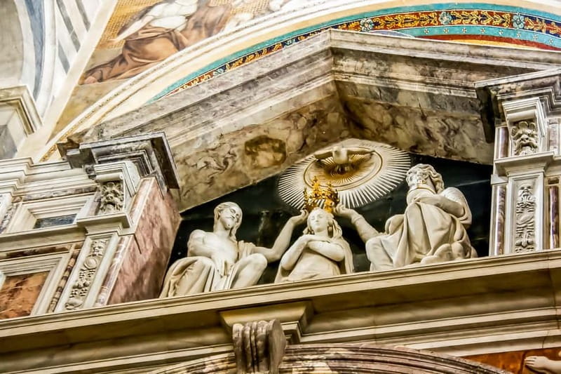 Reserved Entrance to Leaning Tower of Pisa & Cathedral - Climbing the 297 marble steps