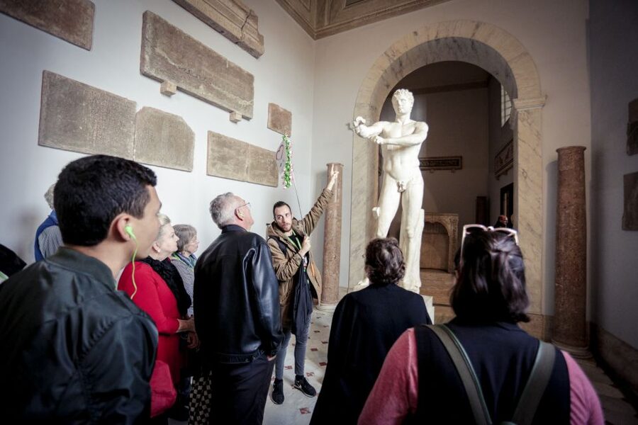 Rome: 1 Day Vatican & Colosseum Tour - St. Peter’s Square and the basilica visit