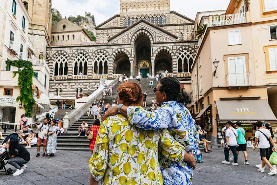 Rome: Amalfi Coast & Positano Day Trip with Coastal Cruise - Meeting at Piazza del Popolo before the long ride