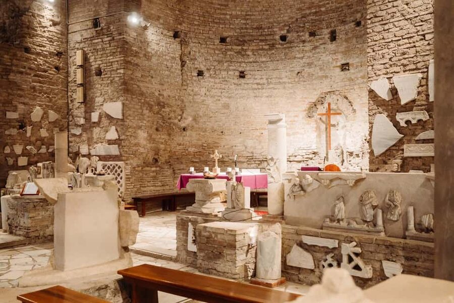 Rome: Appian Way, Aqueducts, and Catacombs Tour - Standing beneath the Aqueducts Park arches