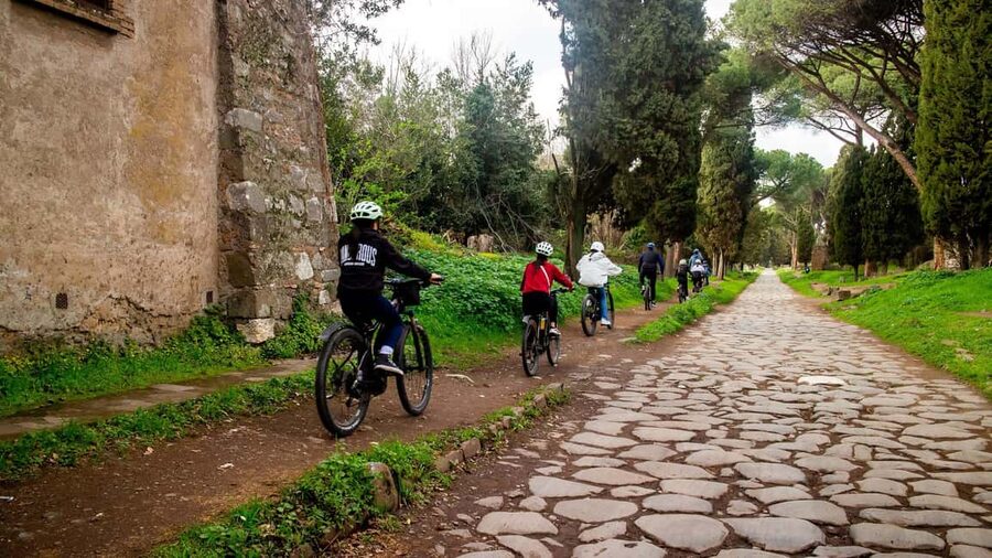 Rome: Appian Way Aqueducts Bike Tour (UPG Catacombs & Lunch) - Tomb of Cecilia Metella and Circus of Maxentius