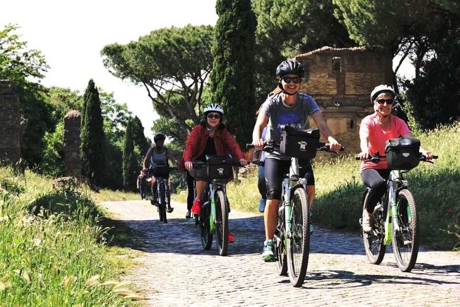 Rome: Appian Way, Catacombs, & Roman Aqueducts E-bike Tour - How difficult is 27 kilometers on an e-bike?