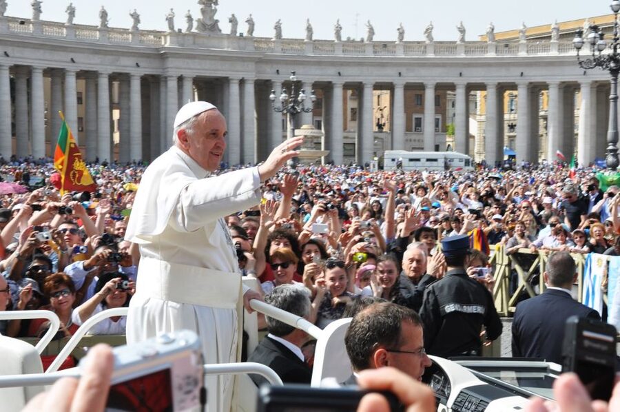 Rome: Audience Pope Leo XIV with guided tour - Security and finding a good place to sit