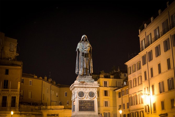 Rome by Night Walking Tour - Legends & Criminal Stories - Piazza Farnese and the city’s darker Renaissance