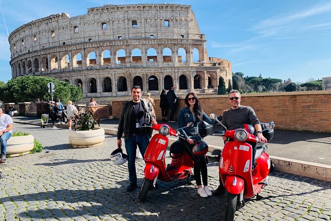 Rome by Vespa – with Francesco: the Best Guided Vespa Tour - The Colosseum from street level