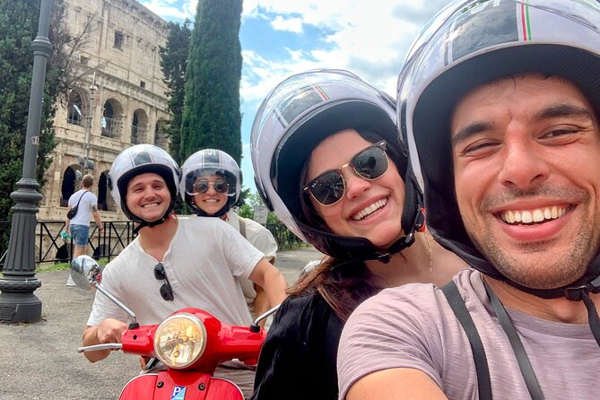 Rome by Vespa – with Francesco: the Best Guided Vespa Tour - Cruising through Trastevere