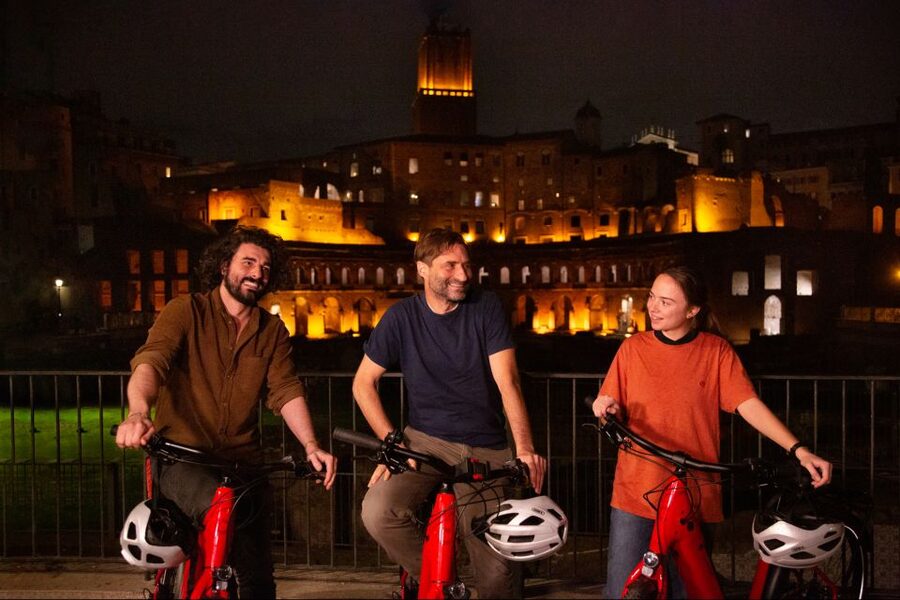 Rome: Cannondale E-Bike Evening Tour with Optional Dinner - Key points to know before booking