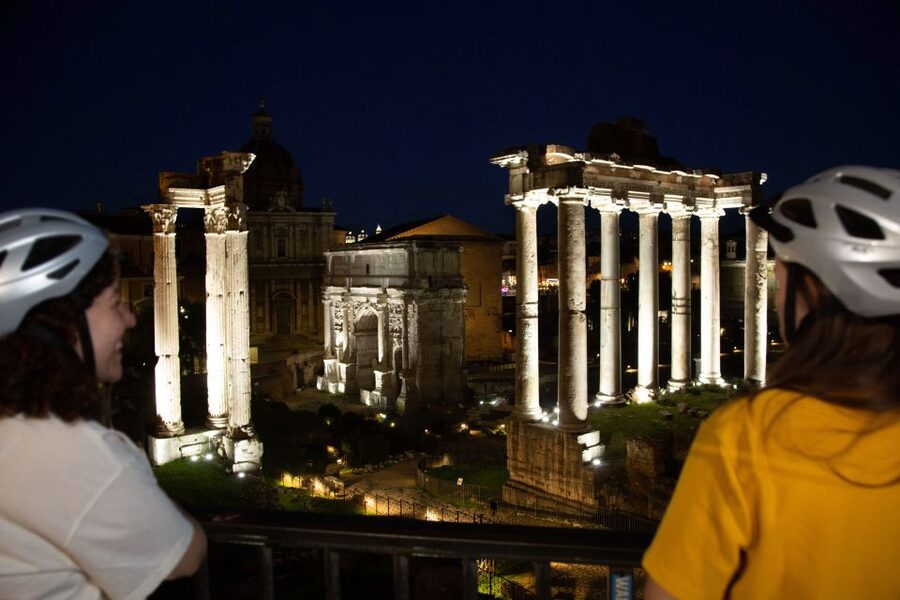 Rome: Cannondale E-Bike Evening Tour with Optional Dinner - Group size, guides, and the $85 price