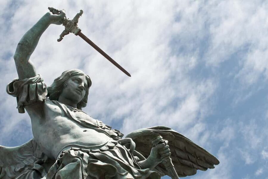 Rome: Castel Sant'Angelo Skip-the-Line Entry Ticket - Following the spiral ramp through centuries of history