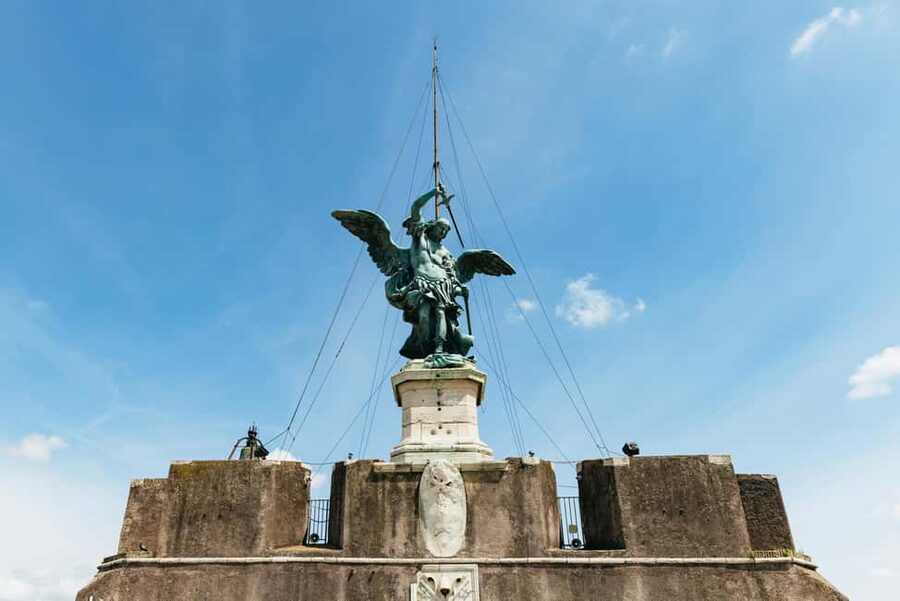 Rome: Castel Sant'Angelo Skip-the-Line Guided Tour - Olearie and the less familiar rooms
