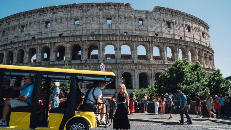 Rome: City Highlights Golf Cart Tour with Local Guide - Tossing a Coin at the Trevi Fountain